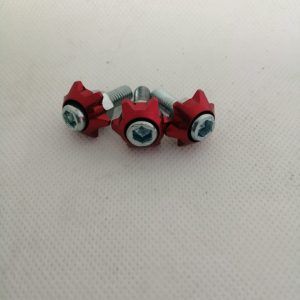 tornillo decorativo estrella rojo