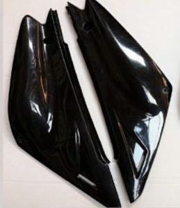 Tapas laterales GXT200 Negras